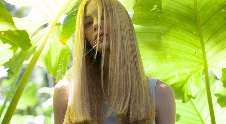 Cum sa stergi vopseaua de par de pe fata